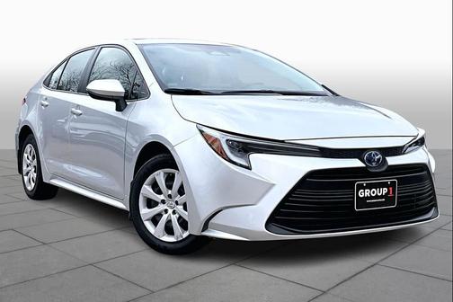 2025 Toyota Corolla Hybrid LE