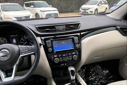 2018 Nissan Rogue Sport SV