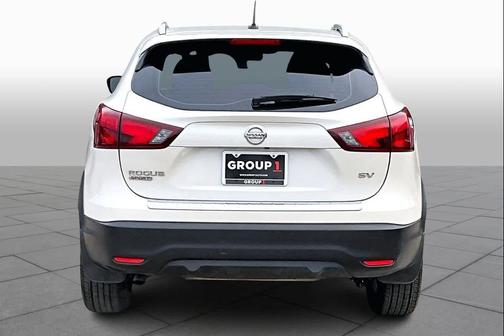 2018 Nissan Rogue Sport SV