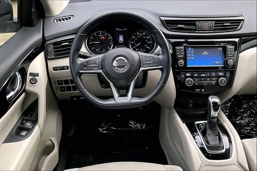 2018 Nissan Rogue Sport SV