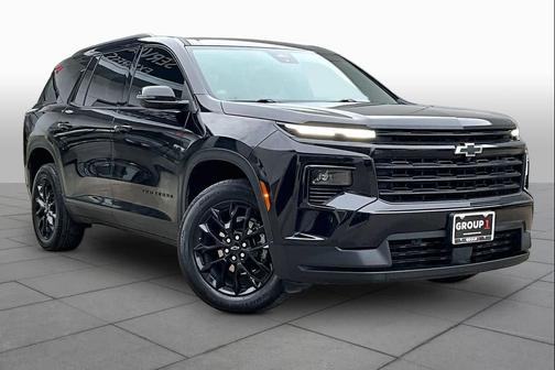 Mosaic Black Metallic 2024 Chevrolet Traverse LT