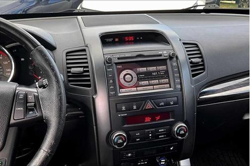 2012 Kia Sorento SX