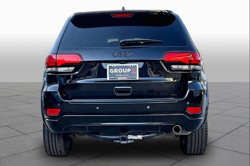 Diamond Black Crystal Pearlcoat 2018 Jeep Grand Cherokee Altitude