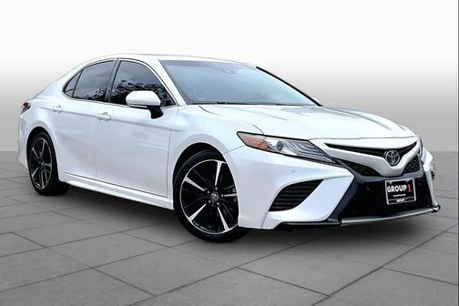 Wind Chill Pearl 2018 Toyota Camry XSE