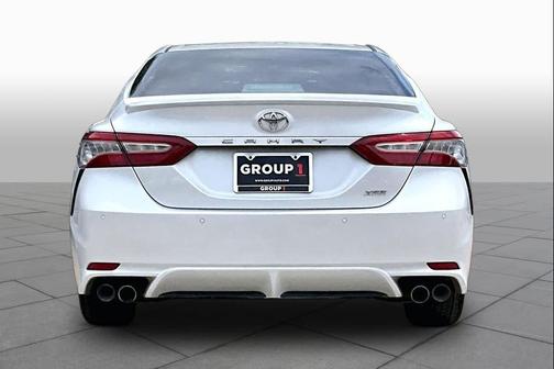 Wind Chill Pearl 2018 Toyota Camry XSE