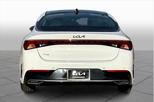2022 Kia K5 EX