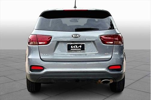 2020 Kia Sorento LX