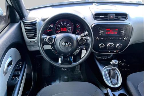 Clear White 2014 Kia Soul Base