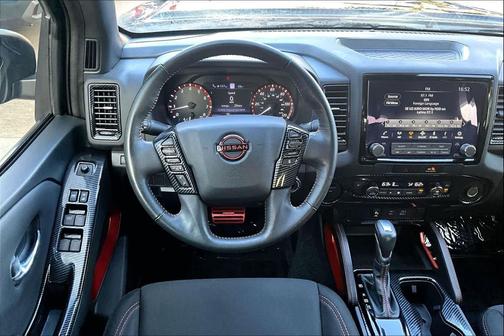 2022 Nissan Frontier PRO-X