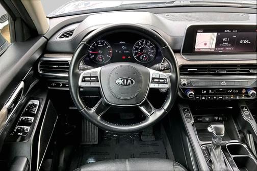 Everlasting Silver 2020 Kia Telluride EX