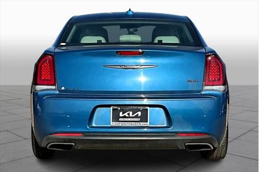 2021 Chrysler 300 Touring