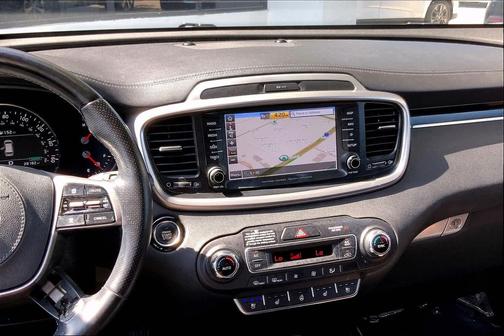 2019 Kia Sorento SX