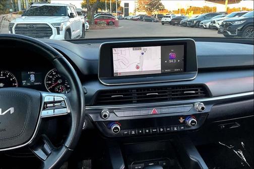 2022 Kia Telluride LX