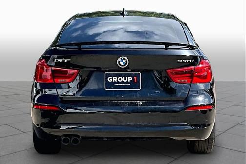 Black Sapphire Metallic 2018 BMW 330 Gran Turismo xDrive