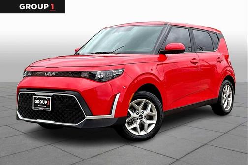Inferno Red 2023 Kia Soul LX