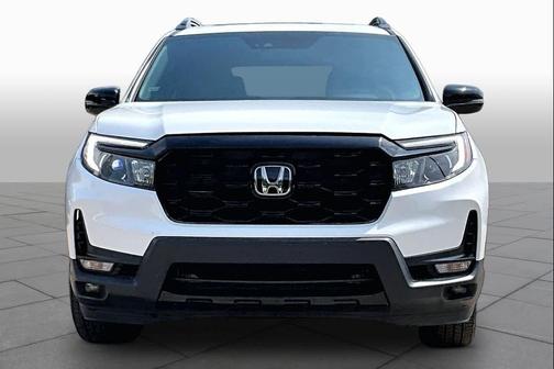 Platinum White Pearl 2023 Honda Passport AWD Elite