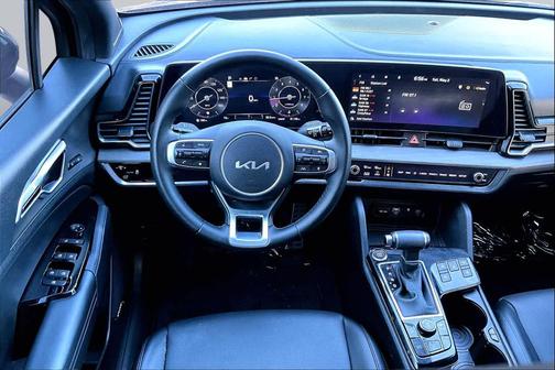 Dawning Red 2023 Kia Sportage S