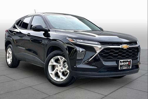 Mosaic Black Metallic 2025 Chevrolet Trax LS