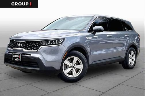Everlasting Silver 2022 Kia Sorento LX