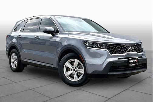 Everlasting Silver 2022 Kia Sorento LX