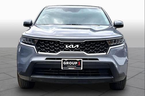 Everlasting Silver 2022 Kia Sorento LX