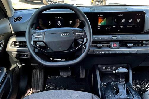 Interstellar Gray 2025 Kia K4 LXS