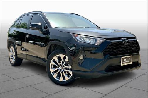 2020 Toyota RAV4 XLE Premium
