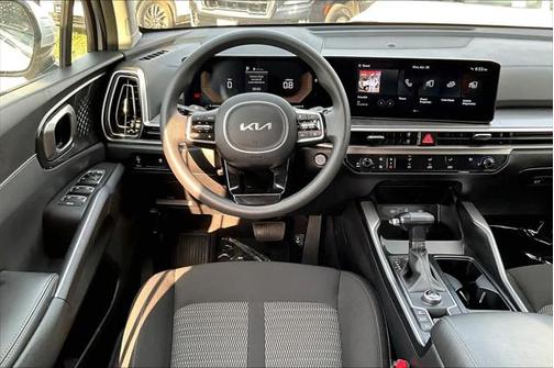 2024 Kia Sorento LX