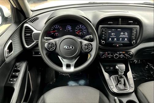 Snow White Pearl 2021 Kia Soul LX