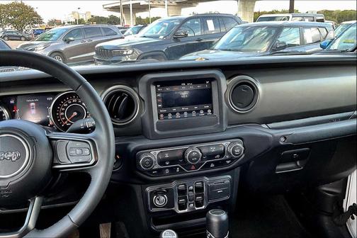 2023 Jeep Gladiator Willys 4x4