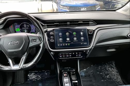 Radiant Red Tintcoat 2023 Chevrolet Bolt EUV FWD LT