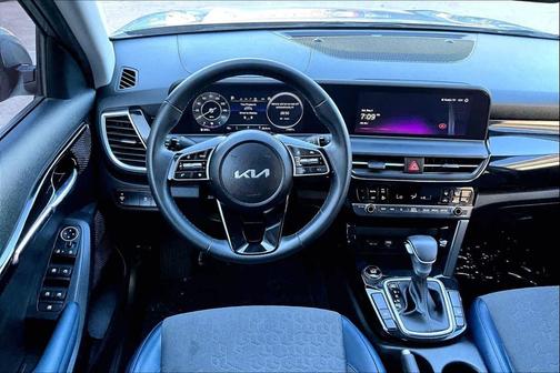Steel Gray 2024 Kia Seltos S