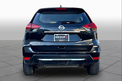 Magnetic Black 2017 Nissan Rogue S