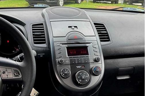 2011 Kia Soul +