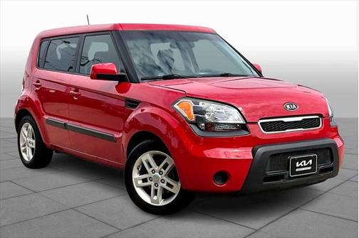 2011 Kia Soul +