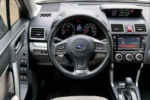 2016 Subaru Forester 2.5i Touring