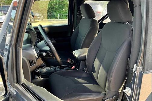 2017 Jeep Wrangler Sport