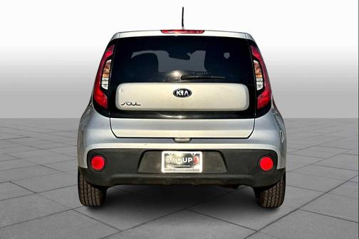 2017 Kia Soul Base