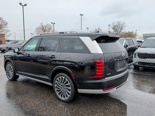Abyss Black Pearl 2026 Hyundai Palisade Hybrid Calligraphy
