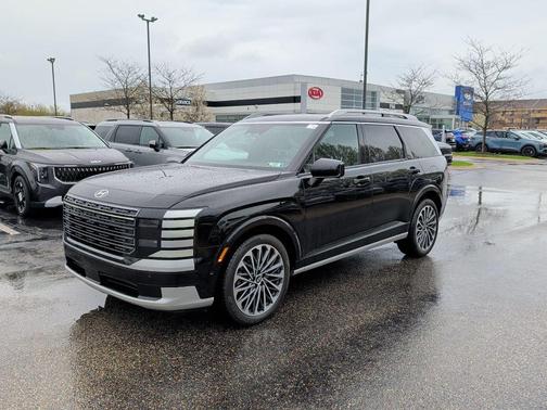 Abyss Black Pearl 2026 Hyundai Palisade Hybrid Calligraphy