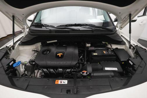 Snow White Pearl 2023 Kia Soul LX