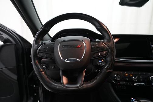 DB Black Crystal Clearcoat 2024 Dodge Durango GT Plus