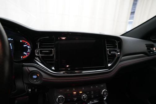 DB Black Crystal Clearcoat 2024 Dodge Durango GT Plus