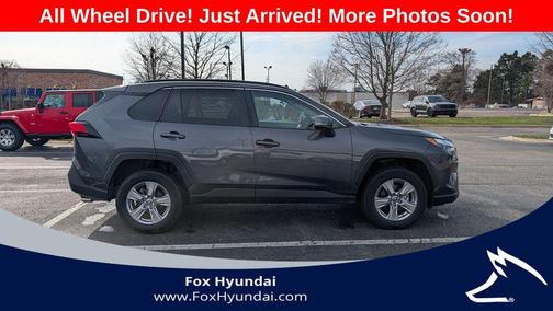 Magnetic Gray Metallic 2025 Toyota RAV4 XLE