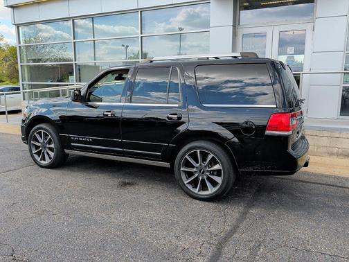 Velvet 2016 Lincoln Navigator Reserve