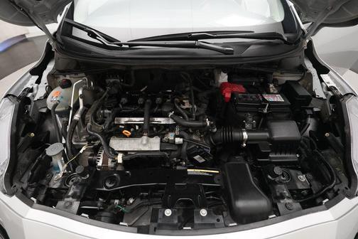 Brilliant Silver Metallic 2024 Nissan Versa 1.6 S