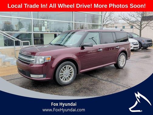 Red 2017 Ford Flex SEL