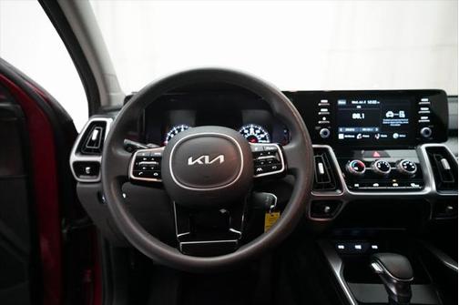 2022 Kia Sorento LX