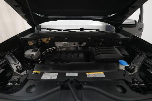 Deep Black Pearl 2024 Volkswagen Atlas 2.0T SEL Premium R-Line 4MOTION