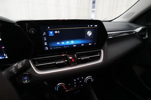 Mosaic Black Metallic 2025 Chevrolet Trailblazer LT